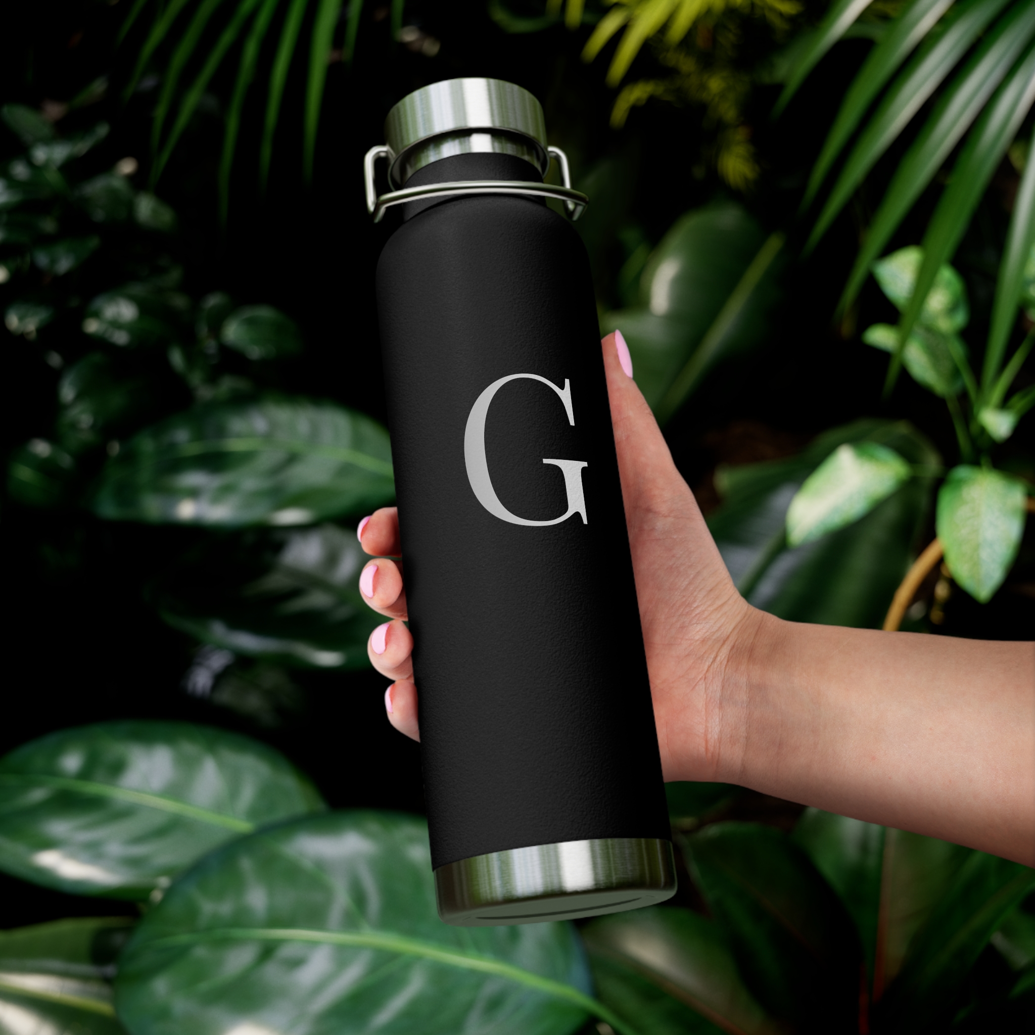 Personalized Copper Vacuum Insulated Bottle 22oz – The Black Signature