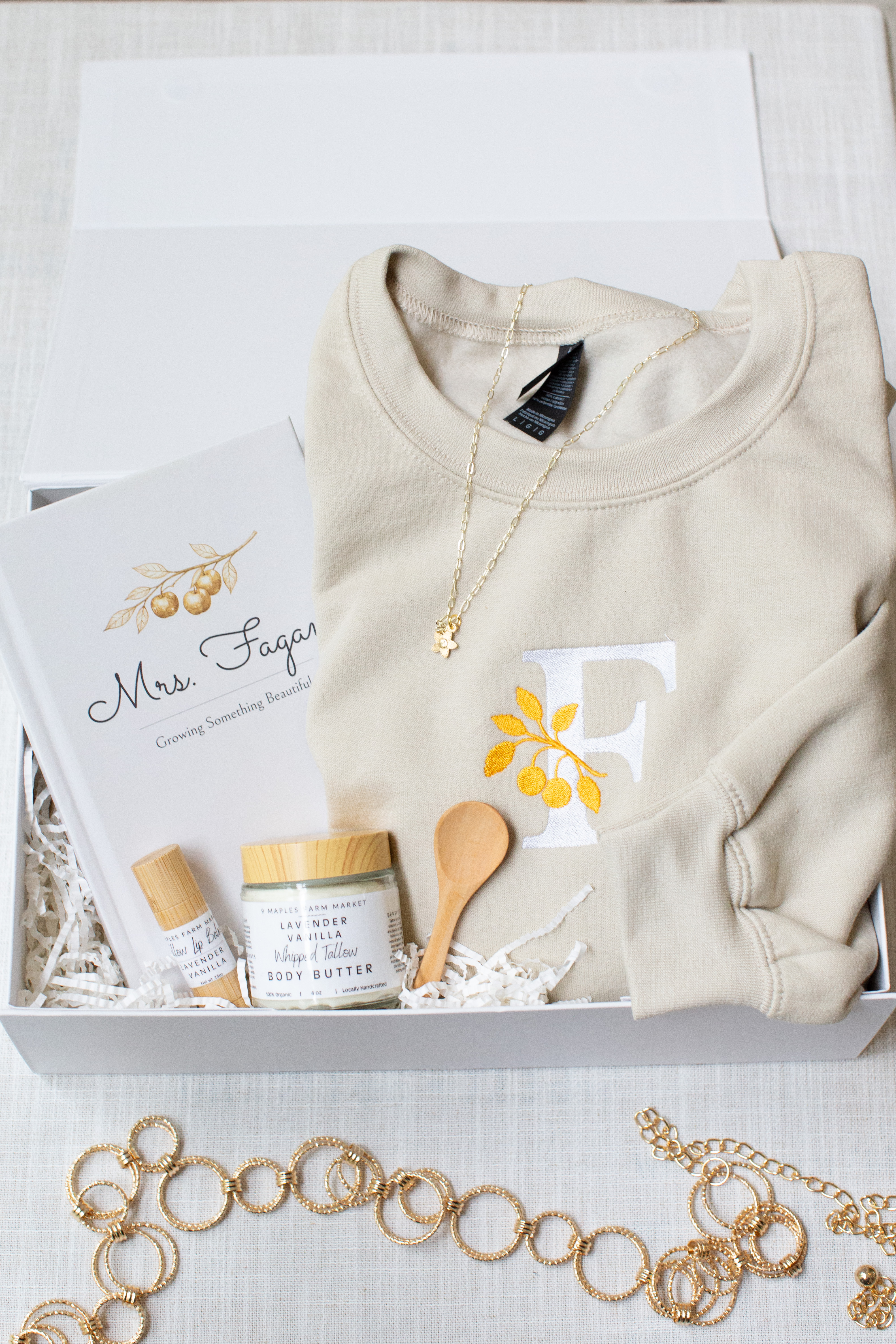 Personalized Embroidered Monogram Teacher Appreciation Sweatshirt – Gold Apple