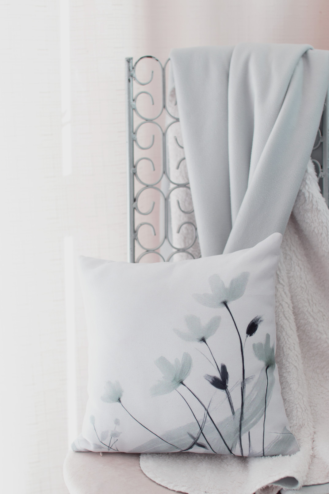 Glacier Wildflower Pillowcase Glacier Wildflower Pillowcase